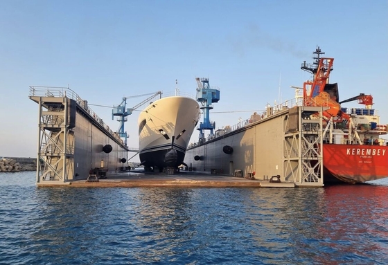 Yokohama Type Marine Pneumatic Fender สำหรับการป้องกันเรือและท่าเรือ