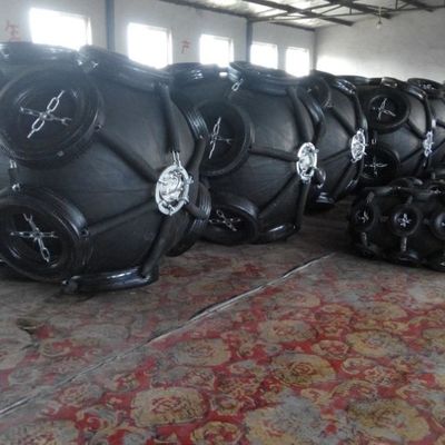 GL ABS 0.08Mpa กันชนโยโกฮาม่าสำหรับเรือสำราญ Air Filled Bumper