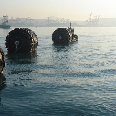 Marine Floating STS ยางกันกระแทกยางลมสำหรับการป้องกันท่าเรือ