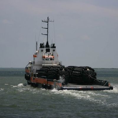 50kpa 80kpa Floating Pneumatic Fender Yokohama Rubber Fender