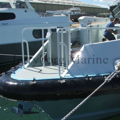 เรือลากจูง Fender Marine Safety Workboat EVA Foam Filled Fender สำหรับเรือ