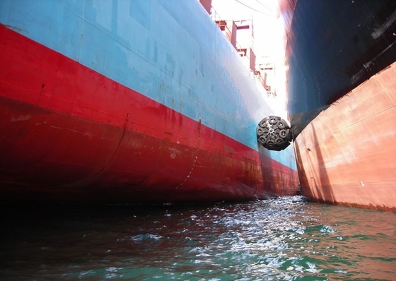 50Kpa เรือประมงนิวเมติกนอกชายฝั่งยางกันกระแทกสำหรับเรือ