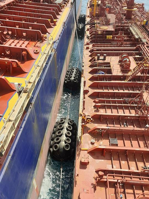 Yokohama Type Marine Pneumatic Fender สำหรับการป้องกันเรือและท่าเรือ