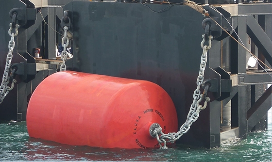 บังโคลนเรือ EVA แบบลอยตัว Polyurea Coating พร้อม Anti-Collision Customized Harbor