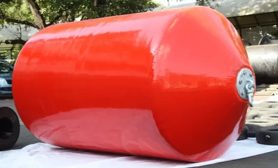 ใบรับรอง CCS สีที่กําหนดเอง EVA Foam เติม Fender สําหรับเรือและ Dock