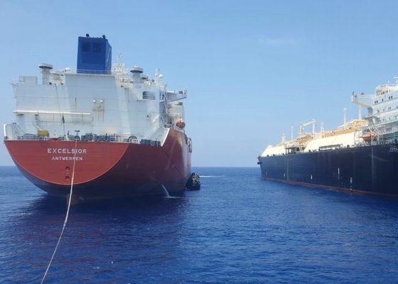 ขายบังโคลนยางลมสำหรับป้องกันเรือ Air Block Berthing Dashpot