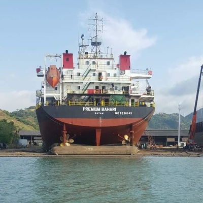 เรือเปิดตัวถุงลมนิรภัยยางธรรมชาติแบบลอยตัว 1.5m * 15m