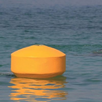 CCS ทุ่นจอดเรือโพลีเอทิลีนอีลาสโตเมอร์สูงชิ้นเดียว