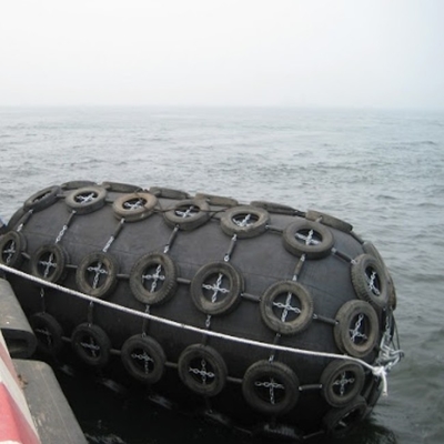 ISO17357 บังโคลนลมป้องกันการระเบิดสำหรับเรือดำน้ำ Marine Floater