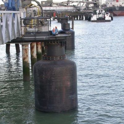 การดูดซับพลังงานสูง BV Donut Fender สำหรับเชื่อมต่อ Marine EVA Bumper