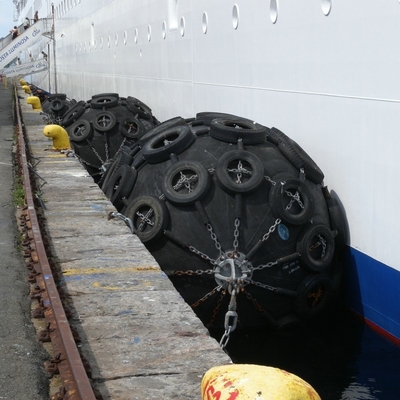 ความหนาแน่นของอากาศสูงทำให้พอง STS Yokohama Pneumatic Docking Fender