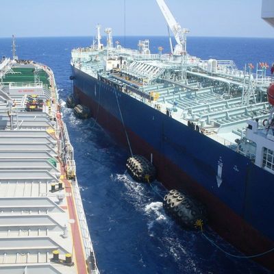 ISO17357 50 kpa 80 kpa STS STD Yokohama ยางกันกระแทกยางลม