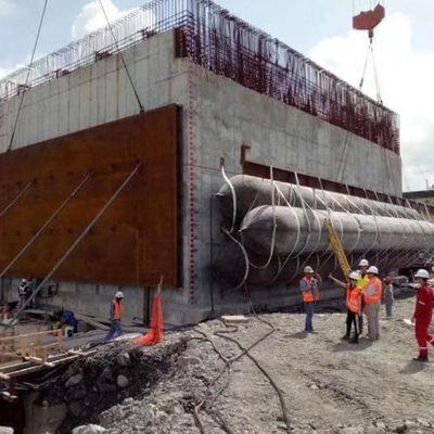 0.8m * 12m เรือเปิดตัวถุงลมนิรภัยยางถุงยางธรรมชาติพร้อมใบรับรอง CCS