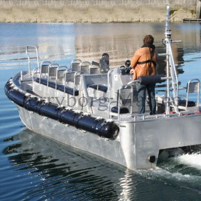 Foam Fender โฟม EVA แบบแข็งที่มีสมรรถนะสูงสำหรับ Workboat