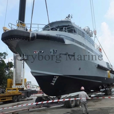 เรือลากจูง Fender Marine Safety Workboat EVA Foam Filled Fender สำหรับเรือ
