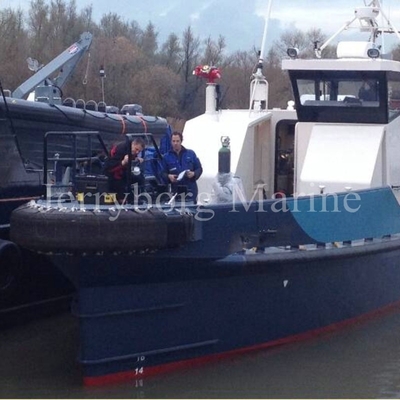 เรือลากจูง Fender Marine Safety Workboat EVA Foam Filled Fender สำหรับเรือ