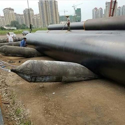 เรือ เครื่องปนเปื้อนสําหรับเรือ สําหรับการเปิดเรือ สําหรับการก่อสร้าง กระเป๋าอากาศ docking ยางธรรมชาติ