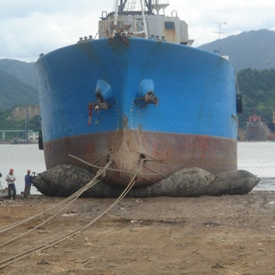 เรือเป่าลมเปิดตัวถุงลมนิรภัยยางทางทะเลแรงดันสูง